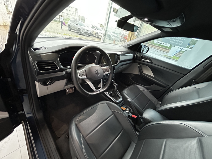 volkswagen t-cross 1.4 250 tsi total flex highline automatico 4p 202314