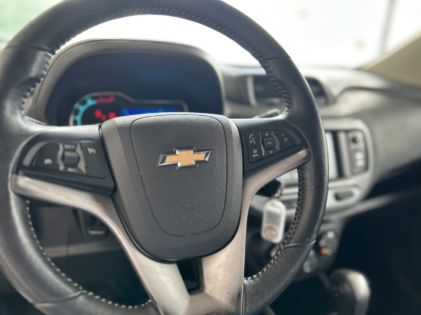 chevrolet spin 1.8 activ 8v flex 4p automatico 201811