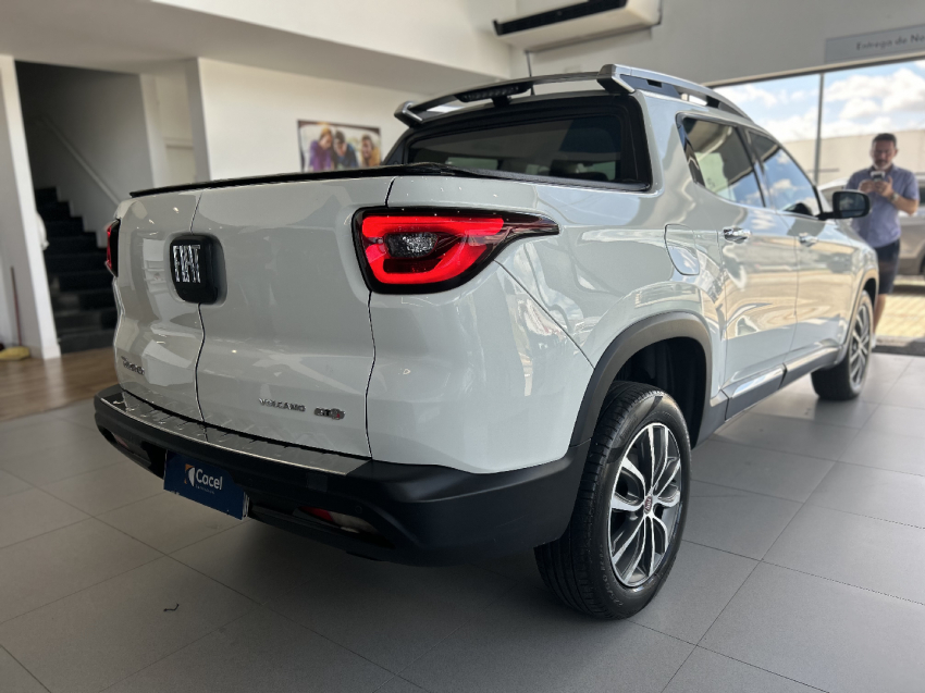 fiat toro 2.0 16v turbo diesel volcano 4wd at9 4p automatico 20194