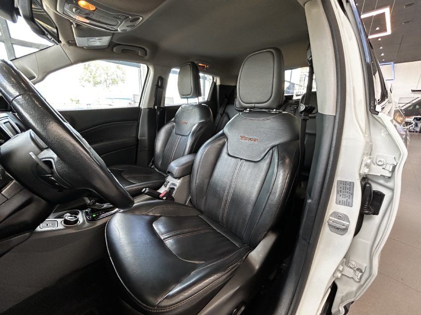 fiat toro 2.0 16v turbo diesel volcano 4wd at9 4p automatico 201914