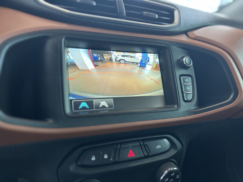 chevrolet onix 1.4 mpfi activ 8v flex 4p automatico 201811