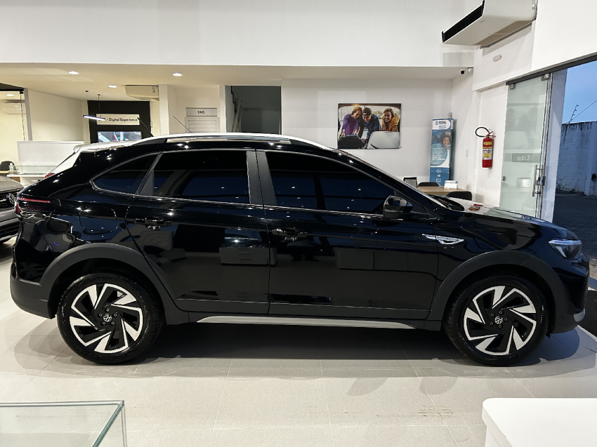 volkswagen nivus 1.0 200 tsi total flex highline automatico 4p 20253