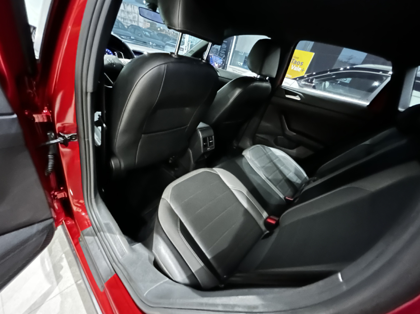 volkswagen nivus 1.0 200 tsi total flex highline automatico 4p 202117