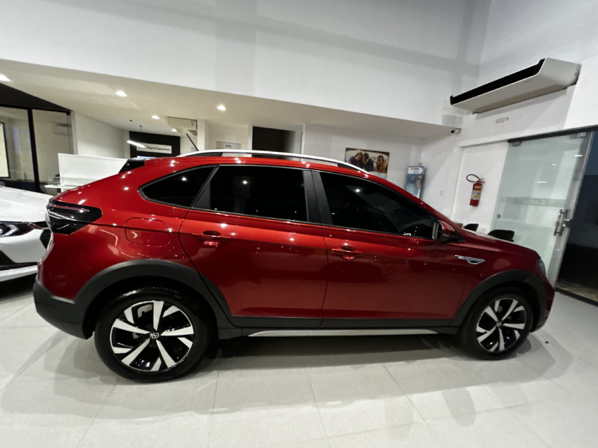 volkswagen nivus 1.0 200 tsi total flex highline automatico 4p 20214