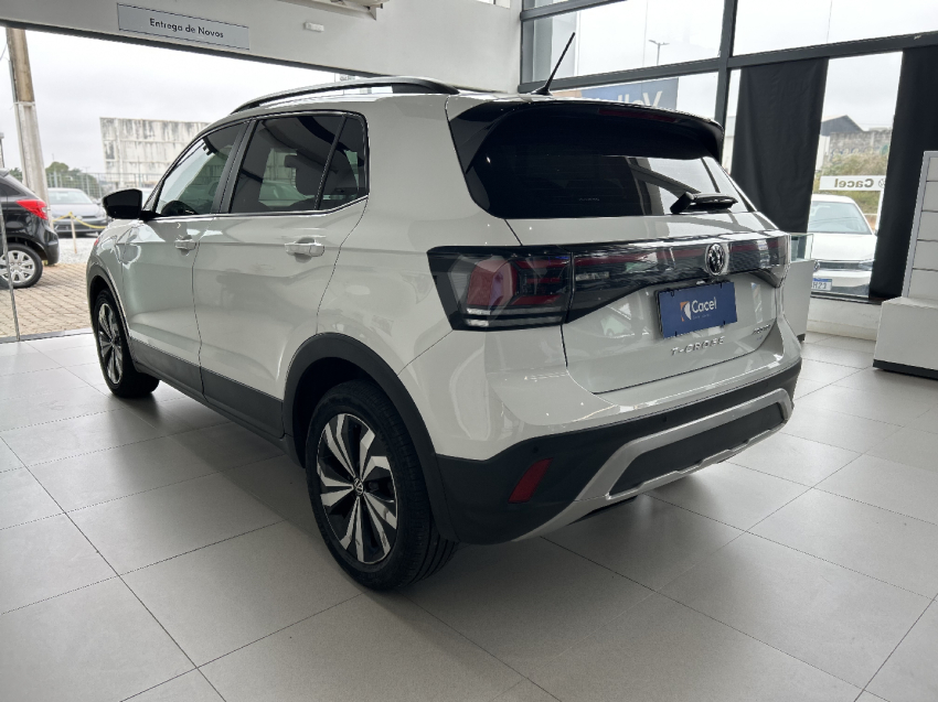 volkswagen t-cross 1.0 200 tsi total flex comfortline automatico 4p 20257