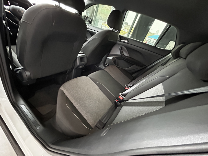 volkswagen t-cross 1.0 200 tsi total flex comfortline automatico 4p 202517
