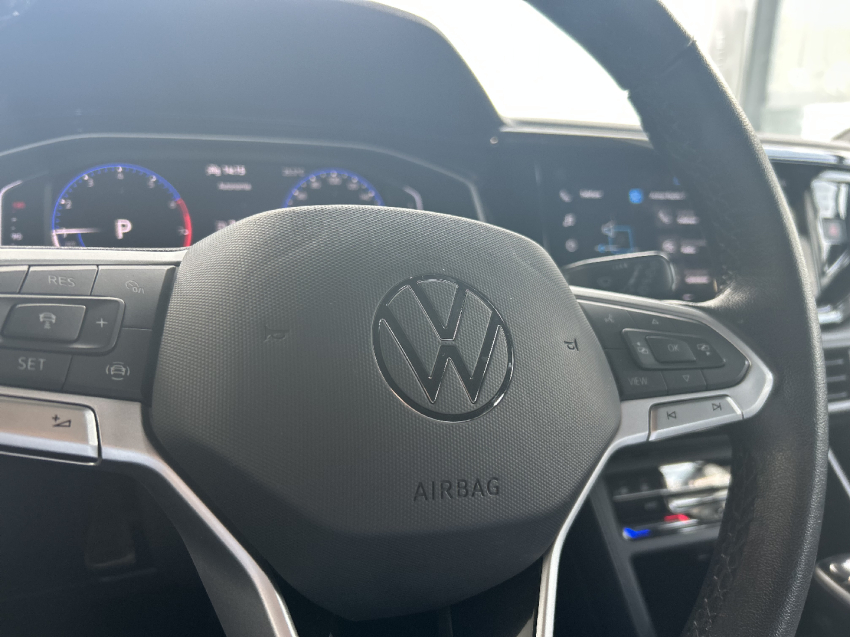 volkswagen nivus 1.0 200 tsi total flex highline automatico 4p 20239