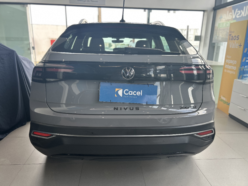 volkswagen nivus 1.0 200 tsi total flex highline automatico 4p 20235
