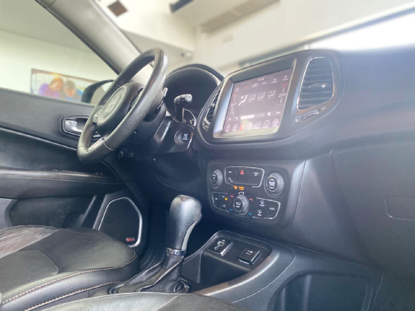 jeep compass 2.0 16v diesel longitude 4x4 automatico flex 4p 201817