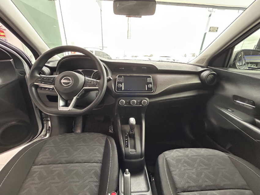 nissan kicks play 1.6 16v flexstart sense xtronic flex 4p automatico 20258