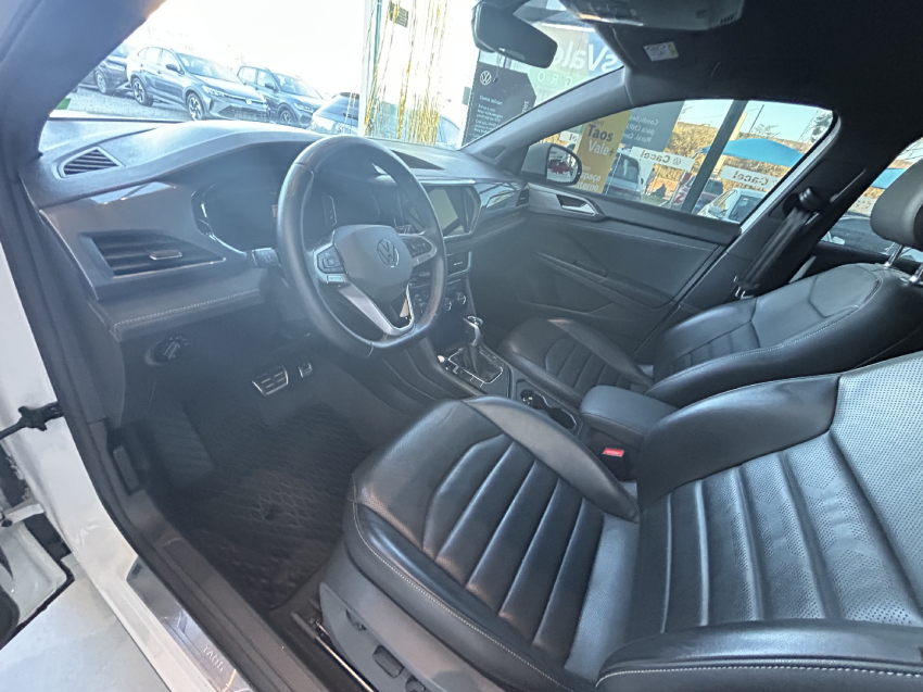 volkswagen taos 1.4 250 tsi total flex highline automatico 4p 202212
