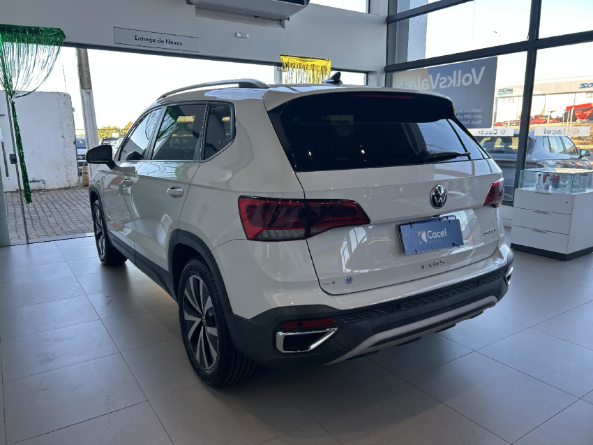 volkswagen taos 1.4 250 tsi total flex highline automatico 4p 20226