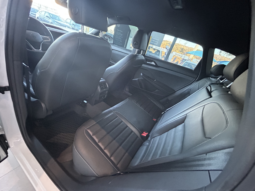 volkswagen taos 1.4 250 tsi total flex highline automatico 4p 202215