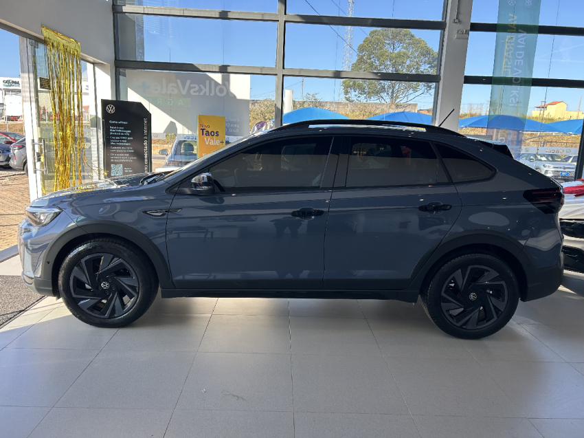 volkswagen nivus 1.0 200 tsi total flex highline automatico 4p 20251