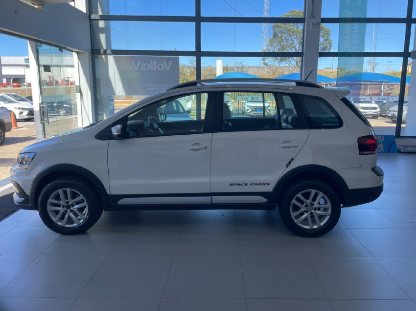 volkswagen space cross 1.6 msi 16v flex 4p manual 20162