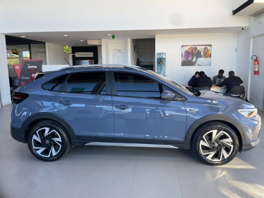 volkswagen nivus 1.0 200 tsi total flex highline automatico 4p 20253