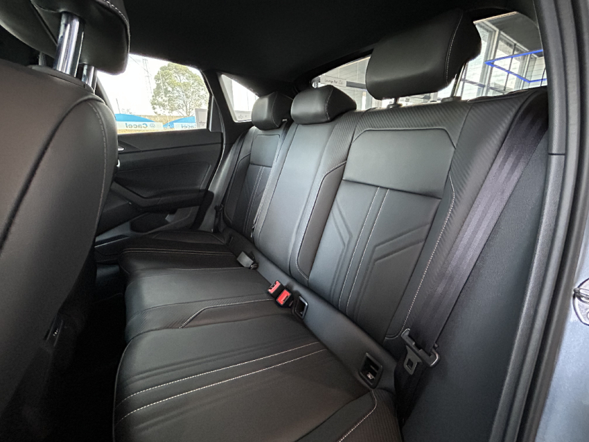 volkswagen nivus 1.0 200 tsi total flex highline automatico 4p 20267