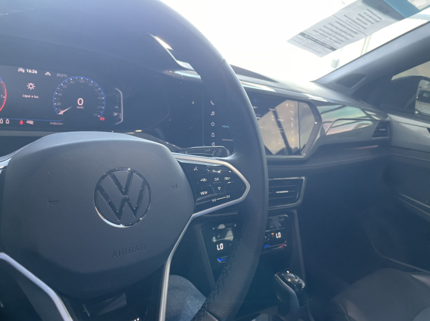 volkswagen taos 1.4 250 tsi total flex highline automatico 4p 202412