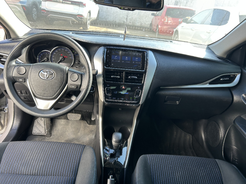 toyota yaris 1.5 16v flex sedan xl plus tech multidrive 4p automatico 20198