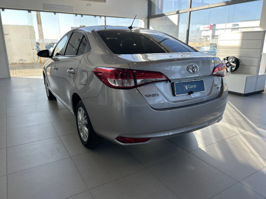 toyota yaris 1.5 16v flex sedan xl plus tech multidrive 4p automatico 20194