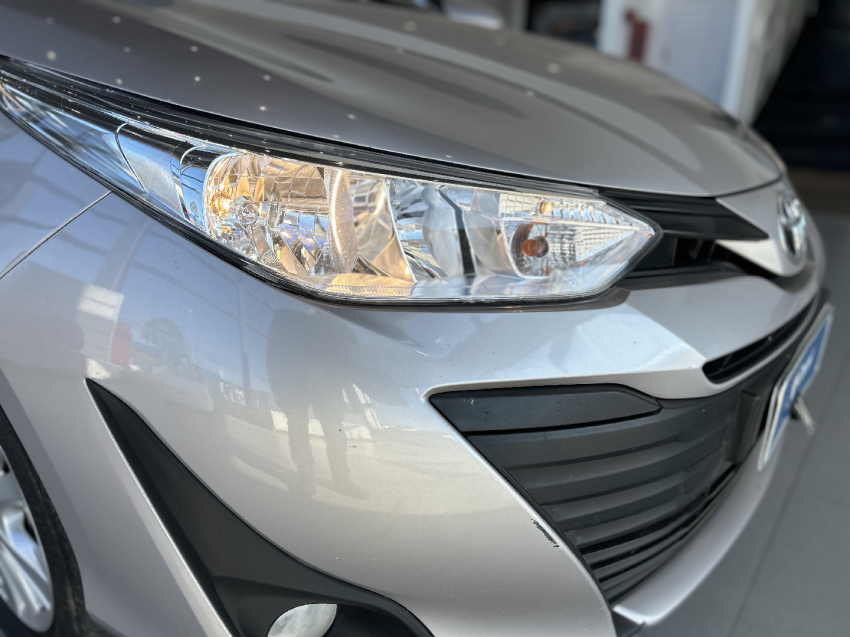 toyota yaris 1.5 16v flex sedan xl plus tech multidrive 4p automatico 201912
