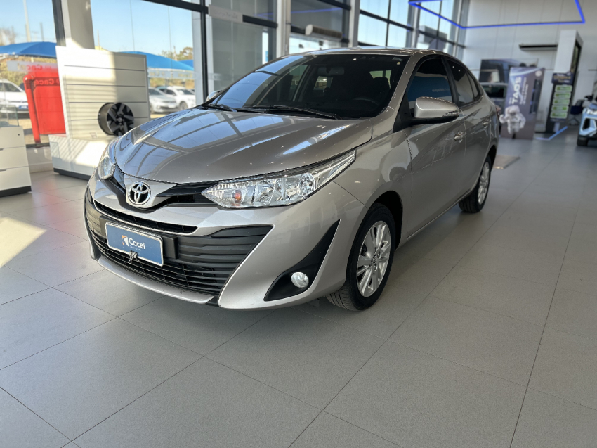 toyota yaris 1.5 16v flex sedan xl plus tech multidrive 4p automatico 20191