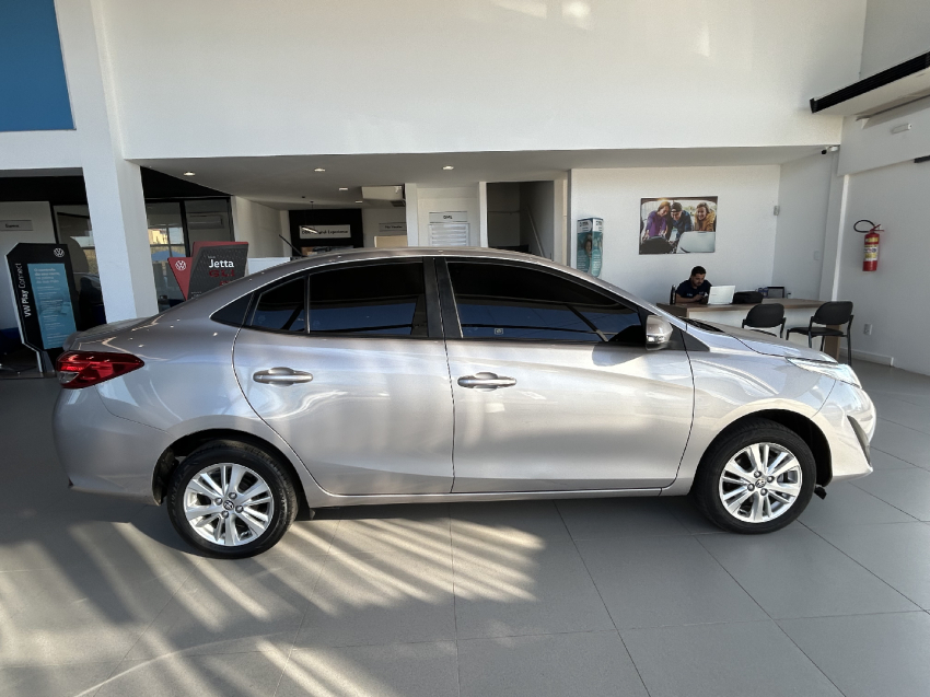 toyota yaris 1.5 16v flex sedan xl plus tech multidrive 4p automatico 20193