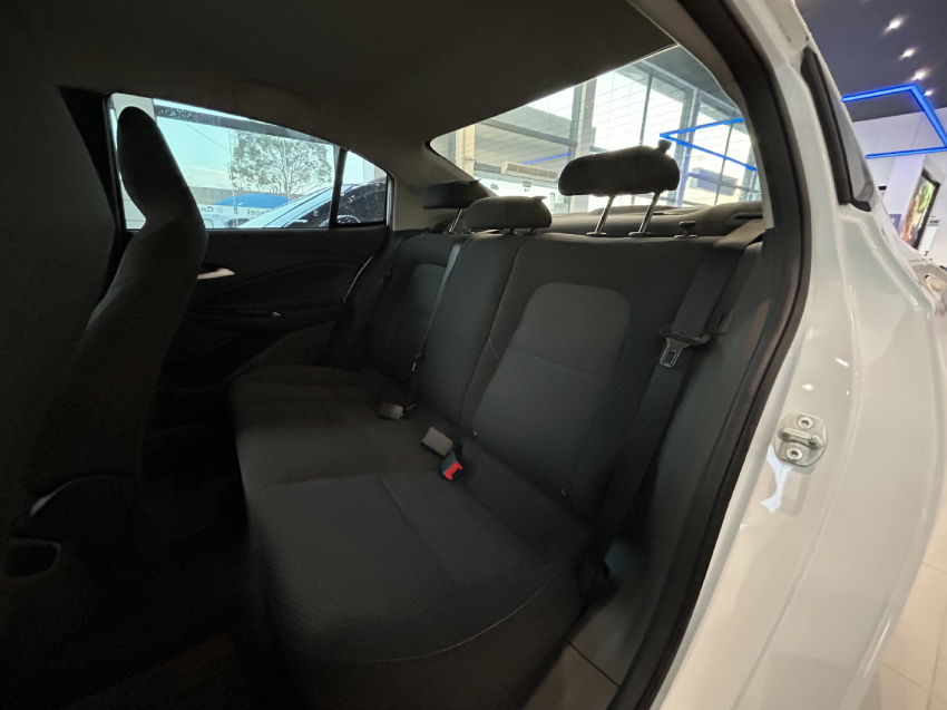 chevrolet onix 1.0 flex plus lt manual 4p 20256
