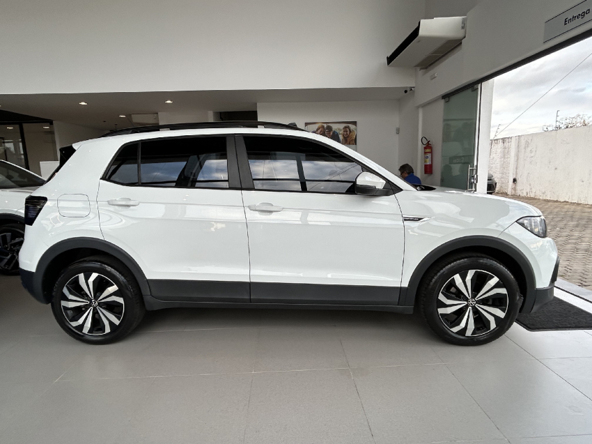 volkswagen t-cross 1.0 200 tsi total flex comfortline automatico 4p 20232