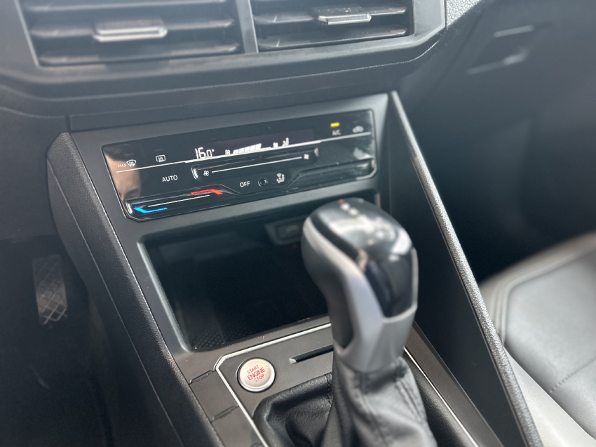 volkswagen nivus 1.0 200 tsi total flex highline automatico 4p 202411