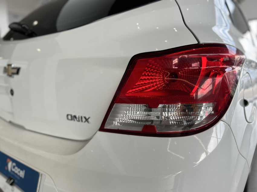 chevrolet onix 1.0 mpfi ls 8v flex 4p manual 201514