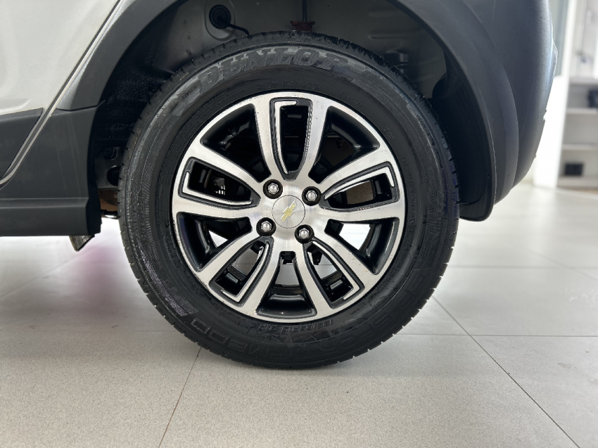 chevrolet onix 1.4 mpfi activ 8v flex 4p manual 201714