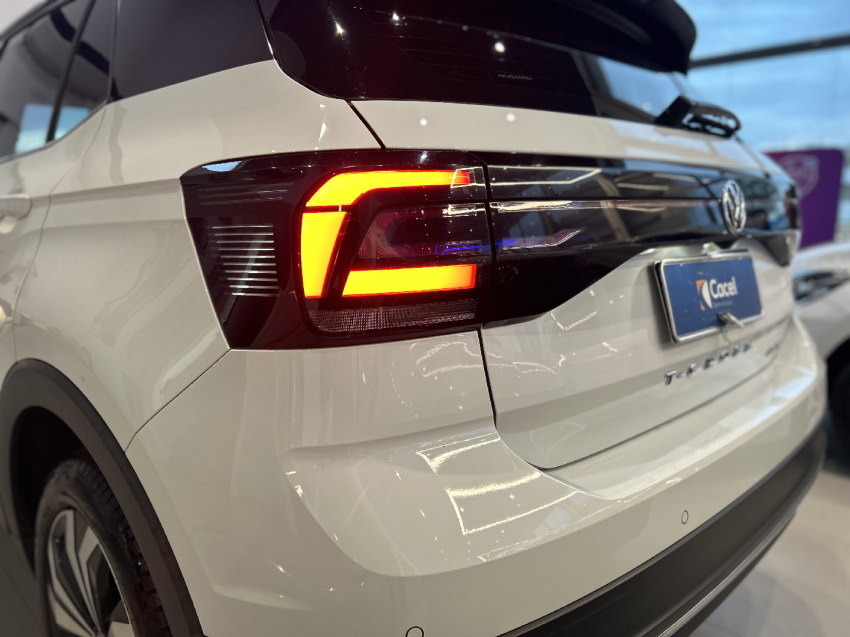 volkswagen t-cross 1.4 250 tsi total flex highline automatico 4p 202115