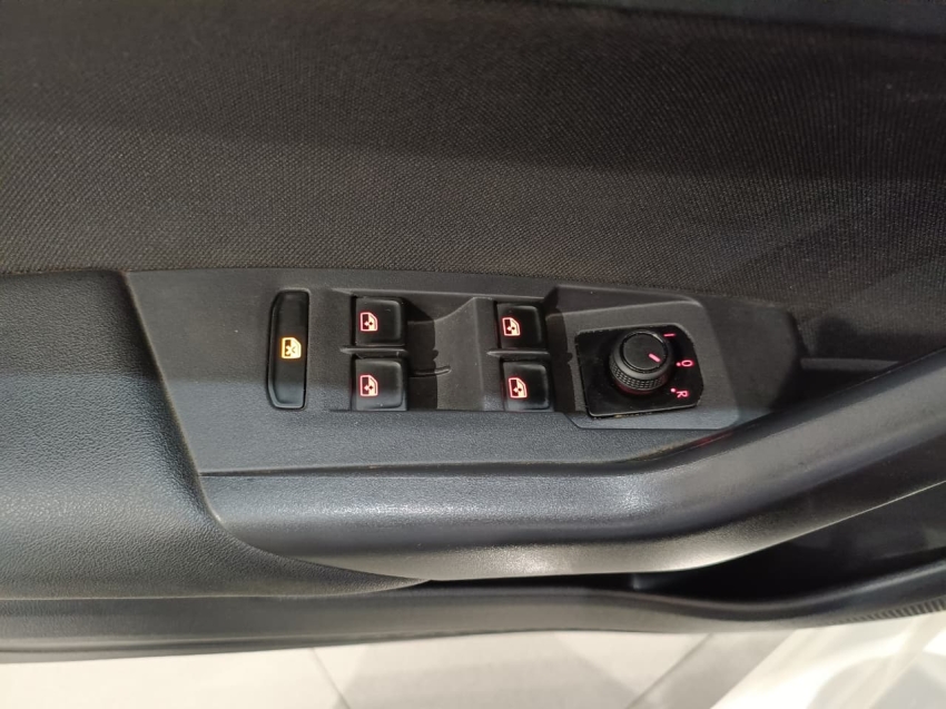 volkswagen polo 1.0 170 tsi highline automatico flex 4p 202417