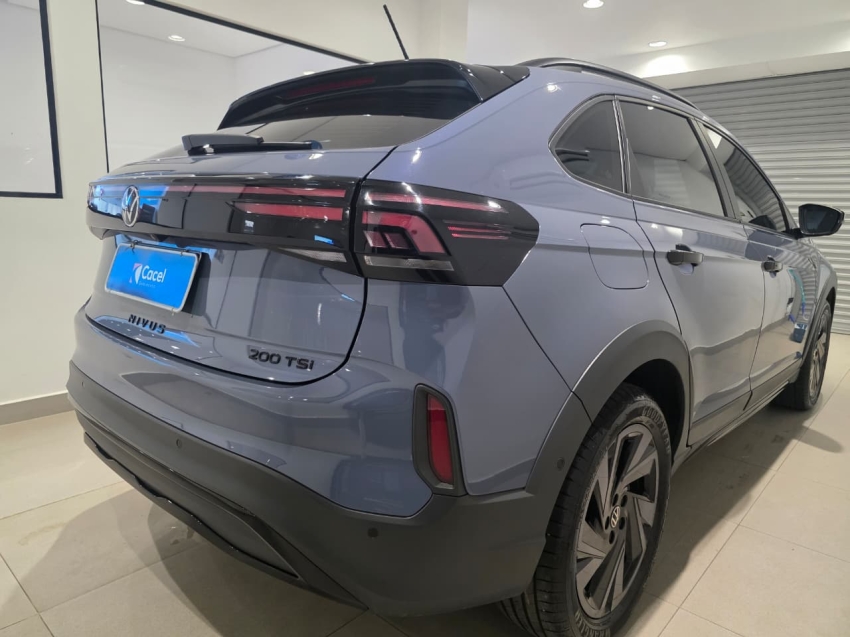 volkswagen nivus 1.0 200 tsi total flex highline automatico 4p 20258
