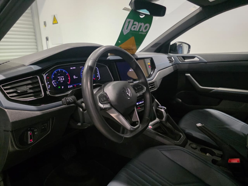 volkswagen nivus 1.0 200 tsi total flex highline automatico 4p 202515