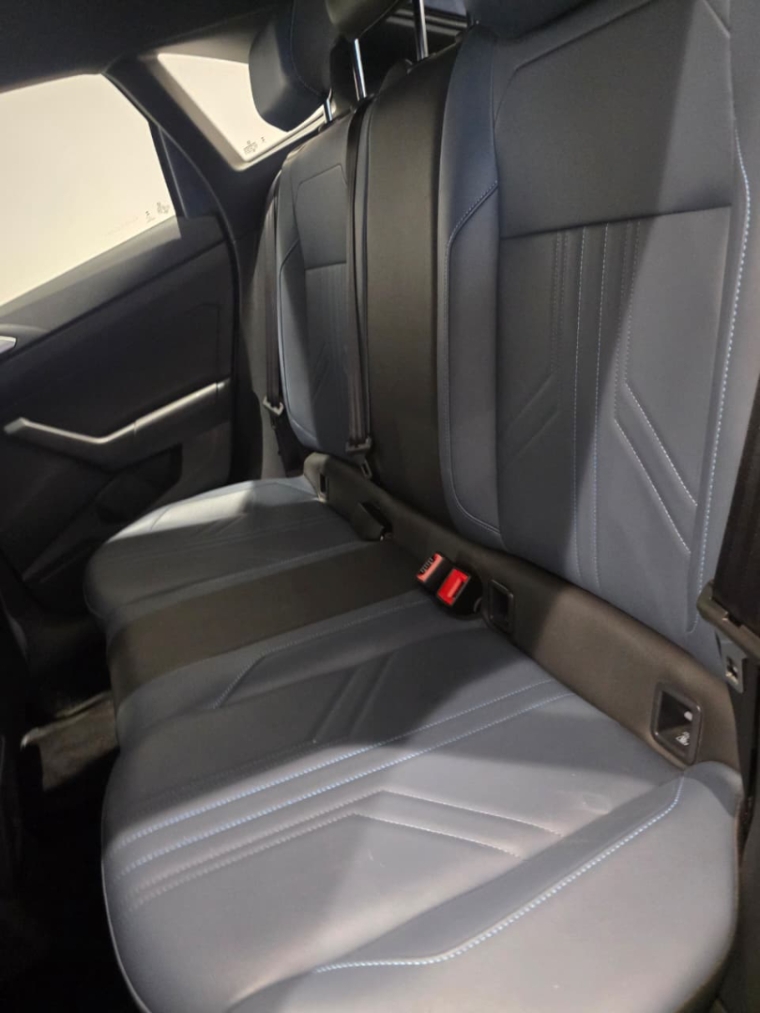 volkswagen nivus 1.0 200 tsi total flex highline automatico 4p 202517