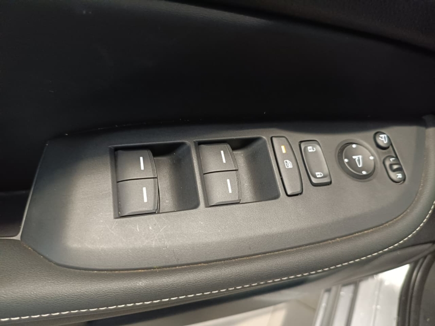 honda city 1.5 i-vtec flex hatch touring cvt 4p automatico 202515