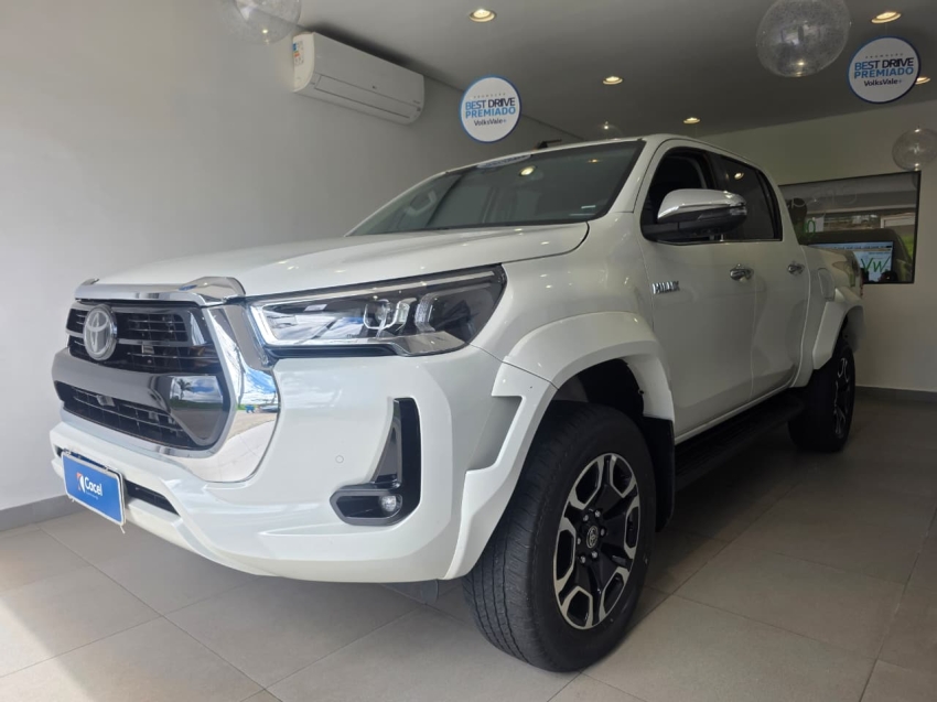 toyota hilux 2.8 d-4d turbo diesel cd srx plus 4x4 automatico 4p 20241