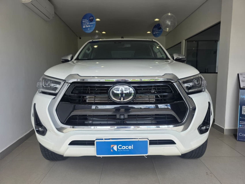 toyota hilux 2.8 d-4d turbo diesel cd srx plus 4x4 automatico 4p 20242