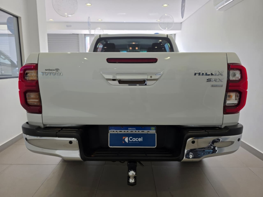 toyota hilux 2.8 d-4d turbo diesel cd srx plus 4x4 automatico 4p 20245