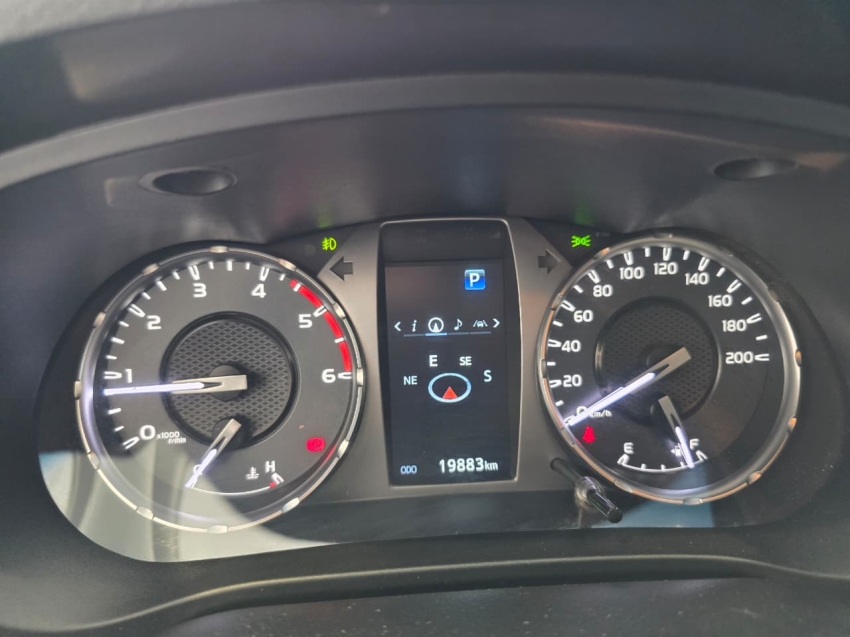 toyota hilux 2.8 d-4d turbo diesel cd srx plus 4x4 automatico 4p 20249