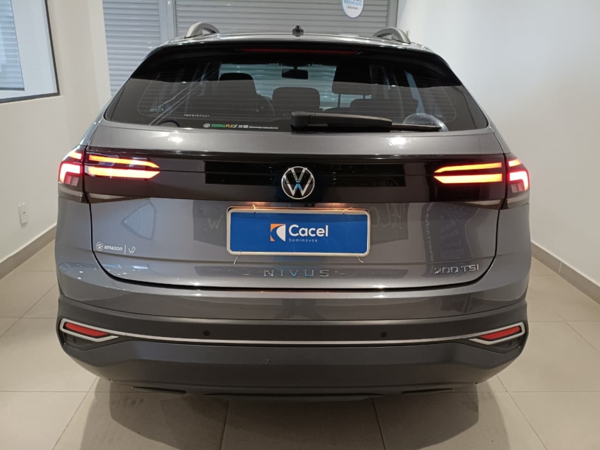 volkswagen nivus 1.0 200 tsi total flex comfortline automatico 4p 20248