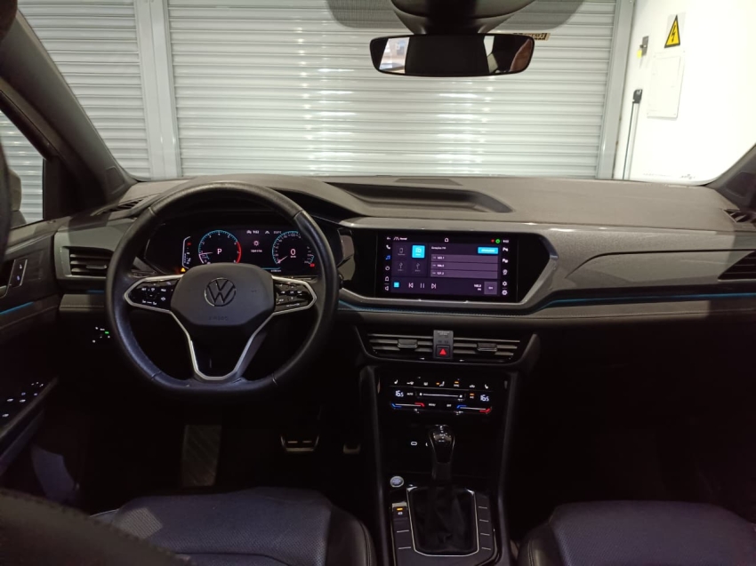 volkswagen taos 1.4 250 tsi total flex highline automatico 4p 202315