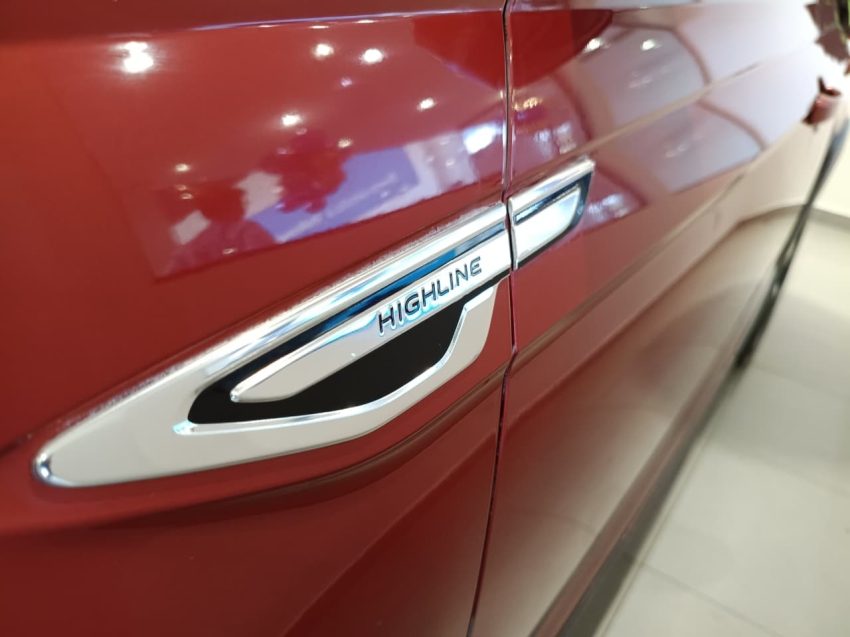 volkswagen nivus 1.0 200 tsi total flex highline automatico 4p 20247