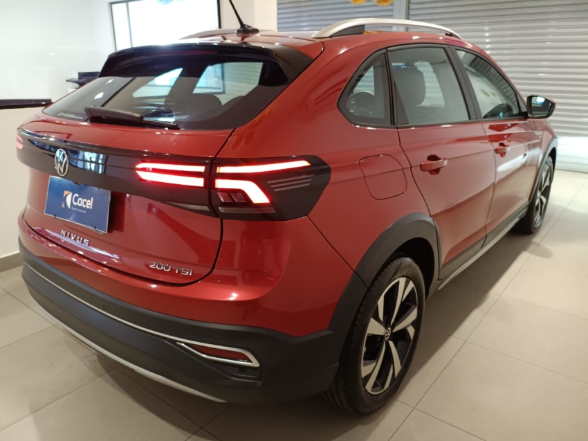 volkswagen nivus 1.0 200 tsi total flex highline automatico 4p 202410