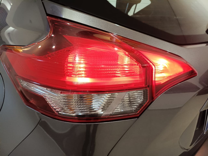 nissan kicks 1.6 16v flexstart s 4p xtronic flex automatico 20206