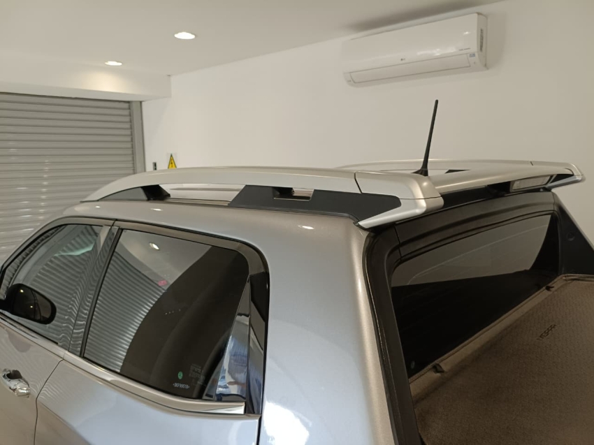 fiat toro 2.0 16v turbo diesel volcano 4wd at9 4p automatico 20256