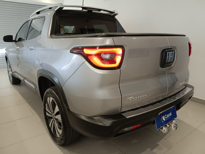 fiat toro 2.0 16v turbo diesel volcano 4wd at9 4p automatico 20259