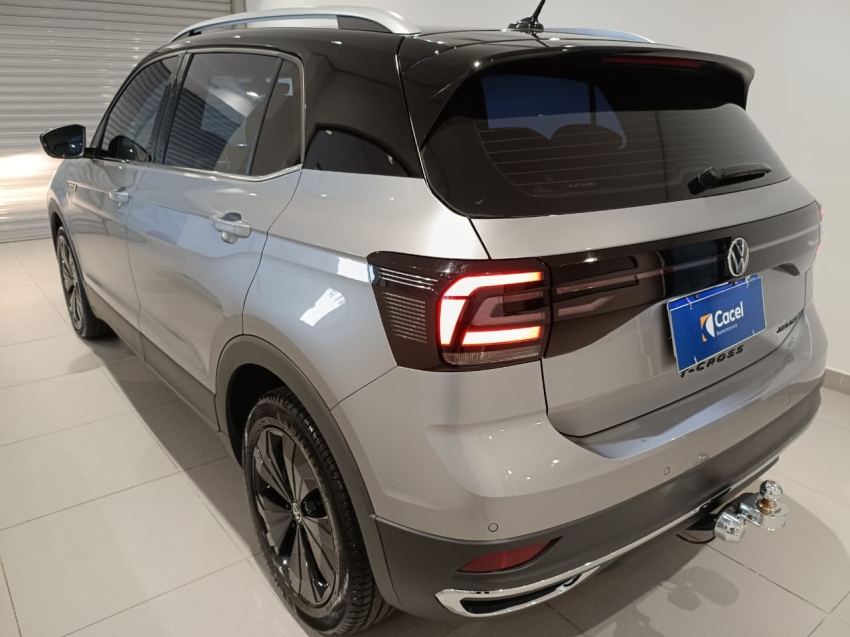 volkswagen t-cross 1.4 250 tsi total flex highline automatico 4p 202410